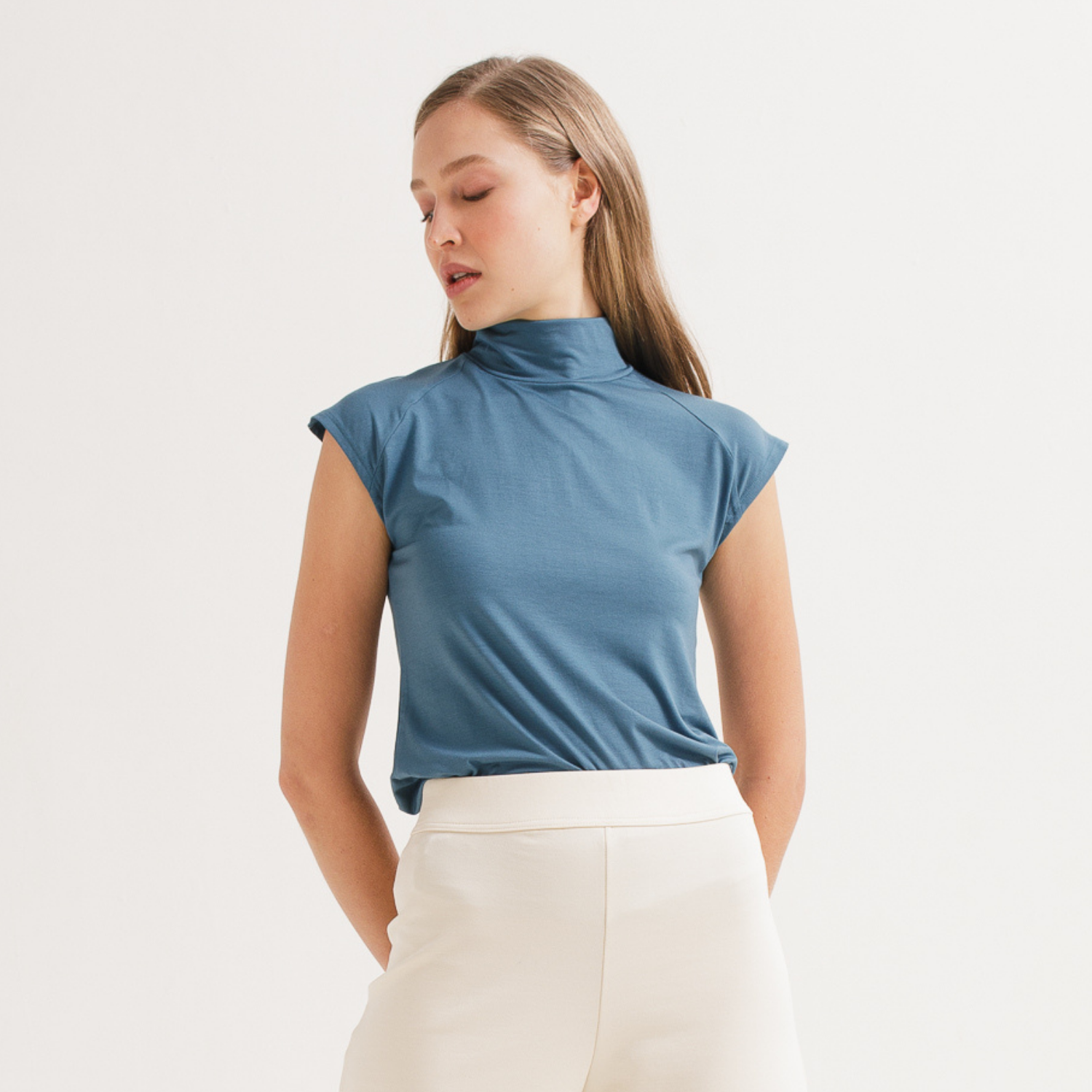 High Neck